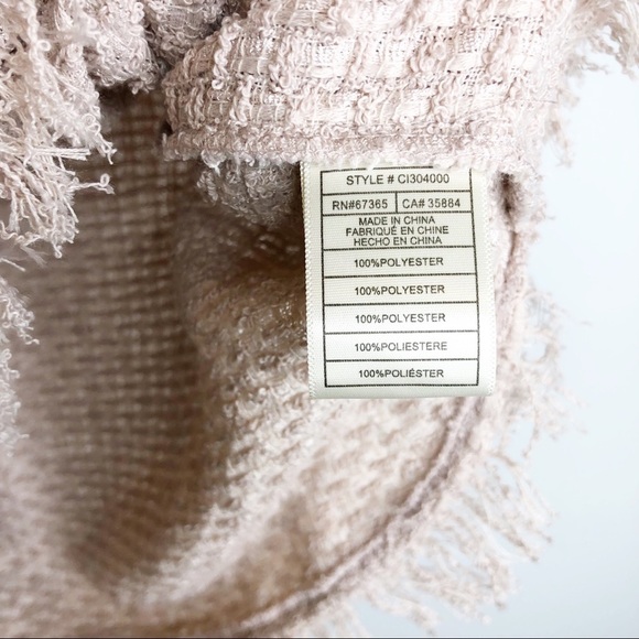 Cupcakes & Cashmere- Justeen Tweed Rose Blouse - Picture 4 of 7